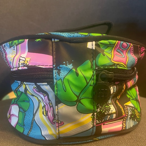 Caboodles Travel Cosmetic Bag - Picture 3 of 6